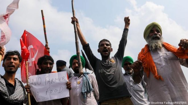 بھارت میں کسان مظاہرین کی ہلاکت کے بعد سیاست کا بازار گرم