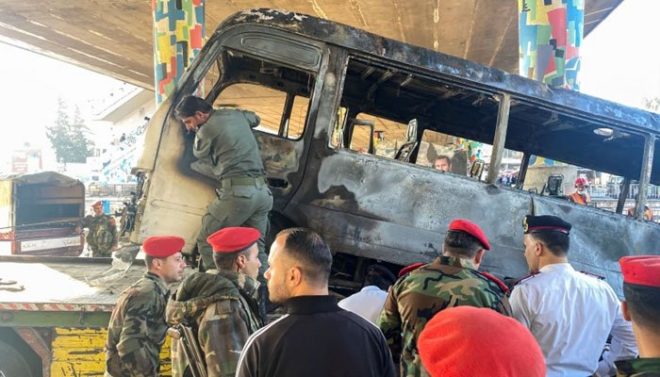 شام کے دارالحکومت دمشق میں فوجی بس میں دھماکا، 14 افراد ہلاک