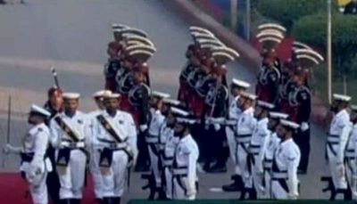 Mazar-e-Iqbal Guards Ceremony