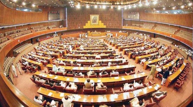 پارلیمنٹ کا مشترکہ اجلاس: الیکٹرانک ووٹنگ مشین پر حکومت اور اپوزیشن میں شدید بحث
