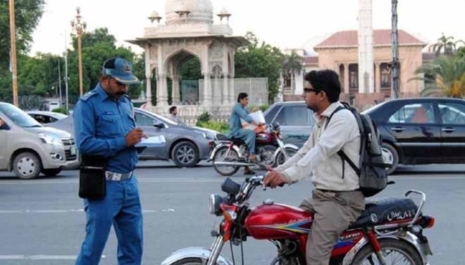لاہور: ون وے کی خلاف ورزی پر بھاری جرمانے شروع