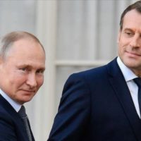 Vladimir Putin and Emmanuel Macron