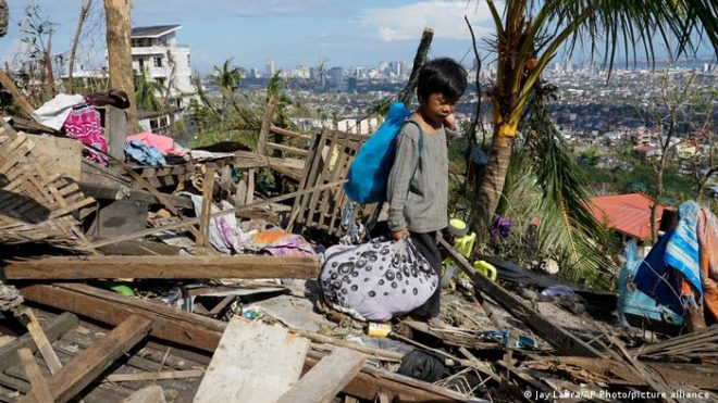 فلپائن: سمندری طوفان رائی سے دو سو سے زائد افراد ہلاک
