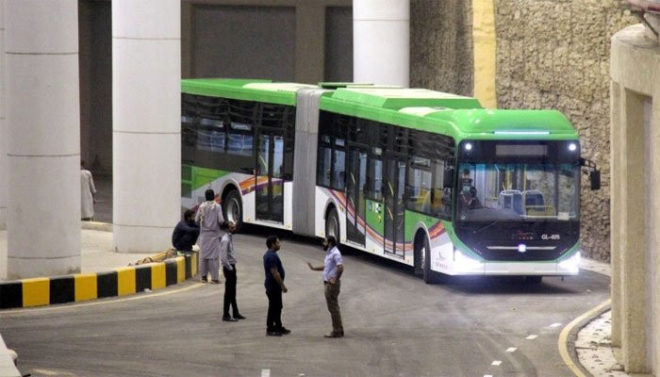 کراچی کی گرین لائن بس سروس مکمل آپریشنل ہو گئی