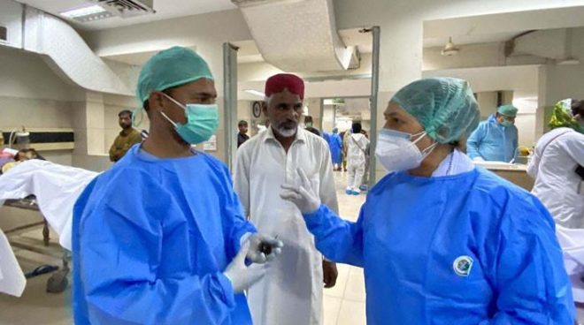 پاکستان میں کورونا سے مزید 8 اموات، 7000سے زائد کیسز بھی رپورٹ
