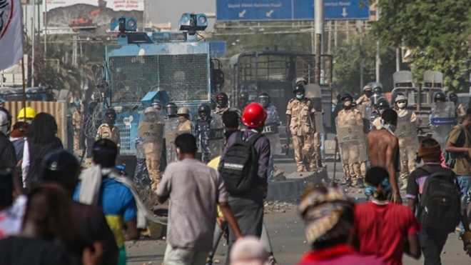 سوڈان، فوجی انتظامیہ کے خلاف احتجاجی مظاہرے بدستور جاری