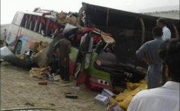 ڈی آئی خان میں تبلیغی جماعت کی گاڑی کو حادثہ، 4 افراد جاں بحق اور 19 زخمی