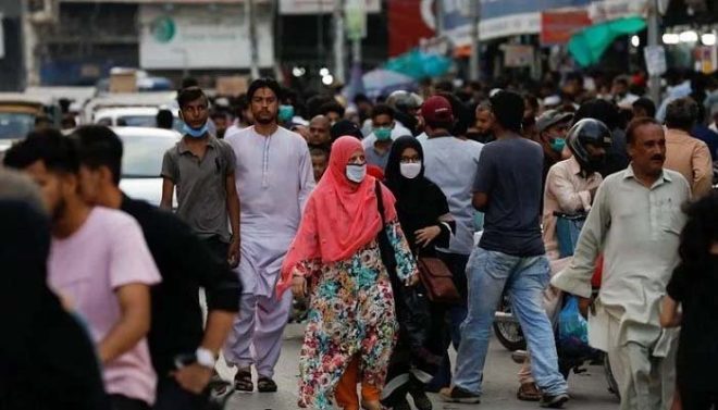 کراچی میں کورونا کے مثبت کیسز کی شرح میں کمی