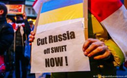 ’سوِفٹ‘ نظام سے اخراج، روسی معیشت کے لیے شدید دھچکا