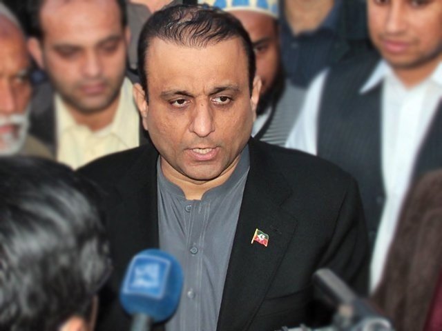 تحریک انصاف کے سینئر رہنما علیم خان کا جہانگیر ترین گروپ میں شمولیت کا فیصلہ