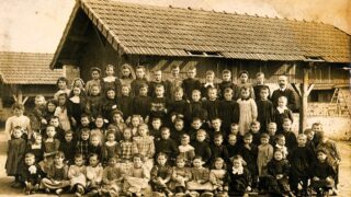 1910-1911 Roubaix School Vintage Class Photo Revives History