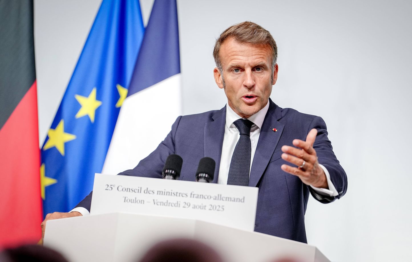 socialists-ready-to-step-in-if-bayrou-falls-at-matignon