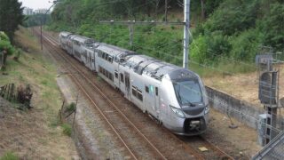 teenagers-struck-by-train-in-tragic-accident-near-bordeaux