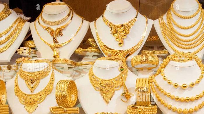 Gold Plummets in Pakistan Amid Global Market Sell-Off
