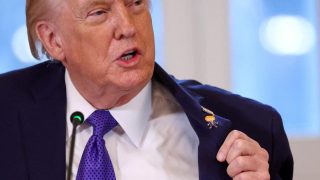 Trump Administration Freezes Green Cards for 75 Nations