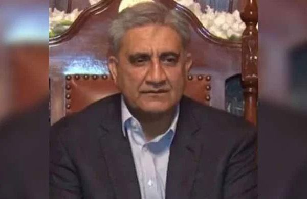 Ex-Army Chief Bajwa Hospitalized After Fall at Home