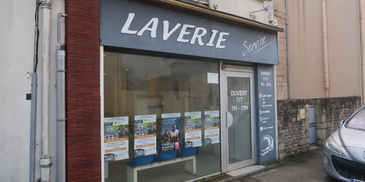 Homeless Man Found Dead in Niort Laundromat
