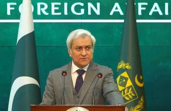 Pakistan Seeks Diplomacy, Not War, with Afghanistan Amid Tensions