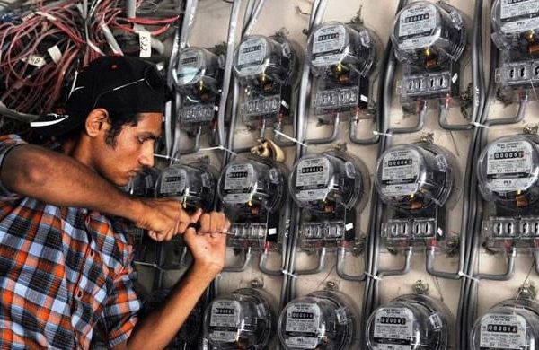 Pakistan Proposes New Fixed Electricity Charges for Households