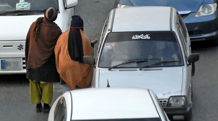 Pakistan's Poverty Rate Surges to 28.8% in 2024-25