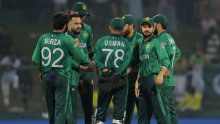 Pakistan's T20 World Cup Hopes Alive in Must-Win Sri Lanka Clash