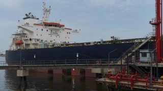 Pakistan Shifts Oil Imports to Red Sea Amid Hormuz Closure