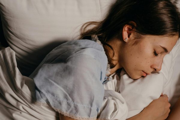 Dreams May Deepen Sleep, Study Finds