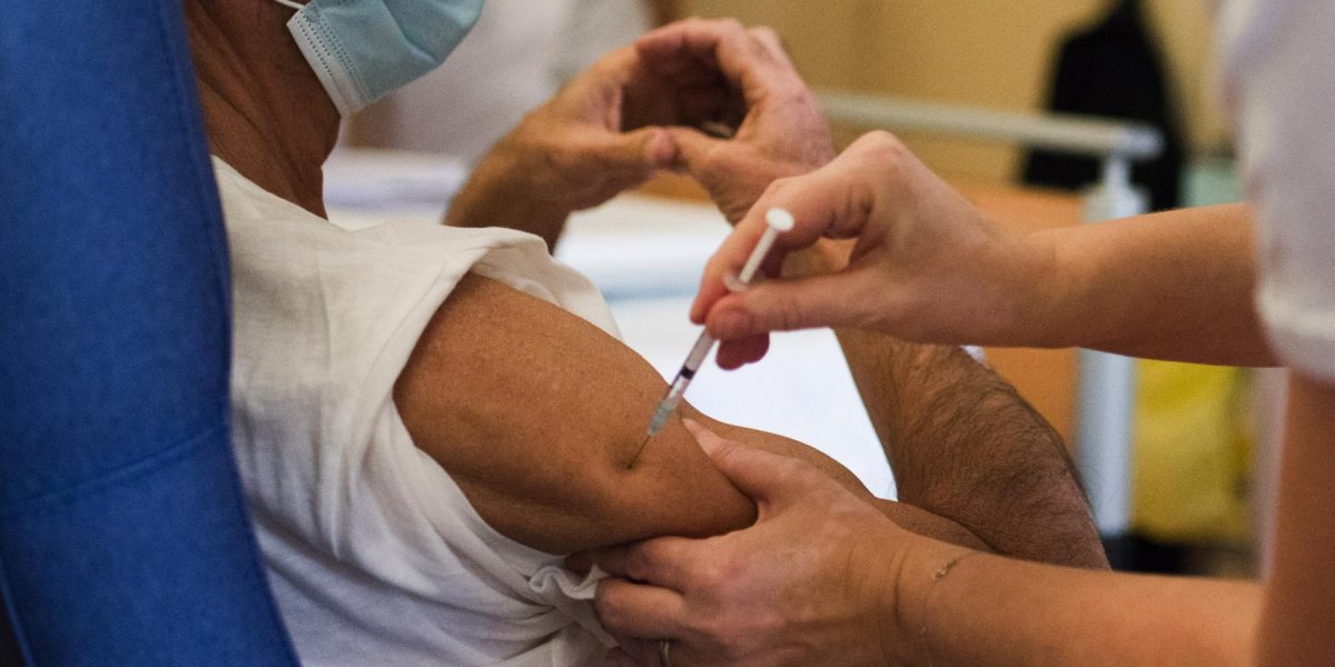 France Launches Spring COVID-19 Booster Campaign for Most Vulnerable