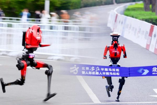 Humanoid Robots Shatter World Record in Half-Marathon