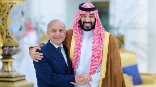 Saudi Arabia Bolsters Pakistan with $3 Billion Deposit and Loan Extension