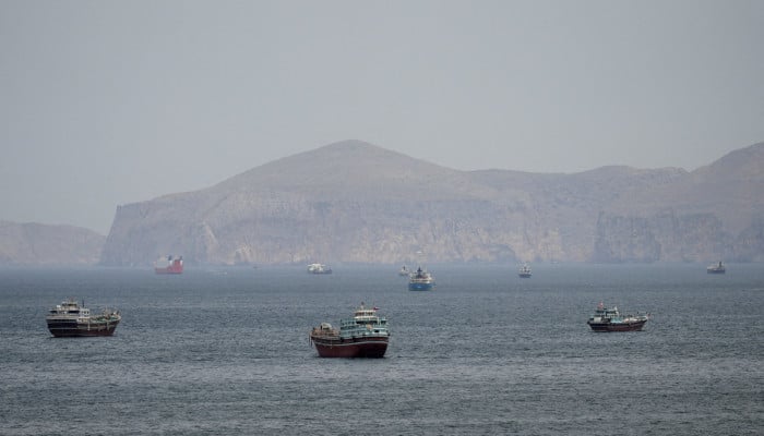 Tankers Exit Strait of Hormuz as US Leaders Signal Iran Deal