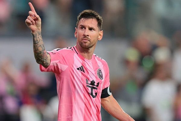 Messi Leads Argentina Squad for Sixth World Cup