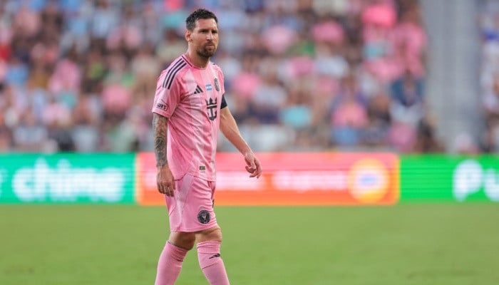 Messi injury scare shakes Argentina World Cup hopes