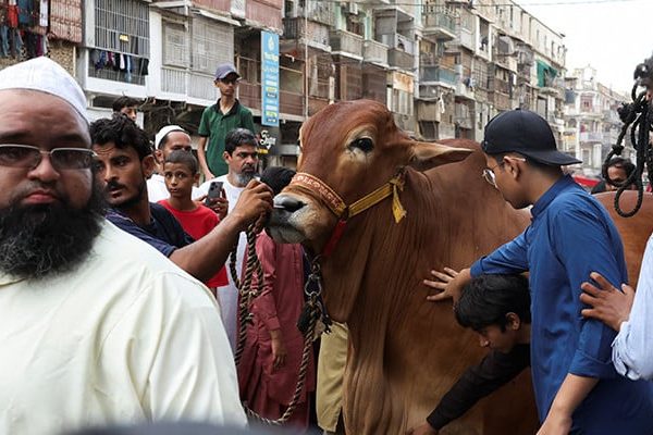 Pakistan Marks Eid ul Adha with Mideast Peace Prayers