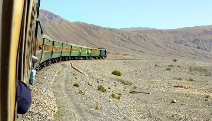 Quetta Train Services Suspended After Deadly Blast