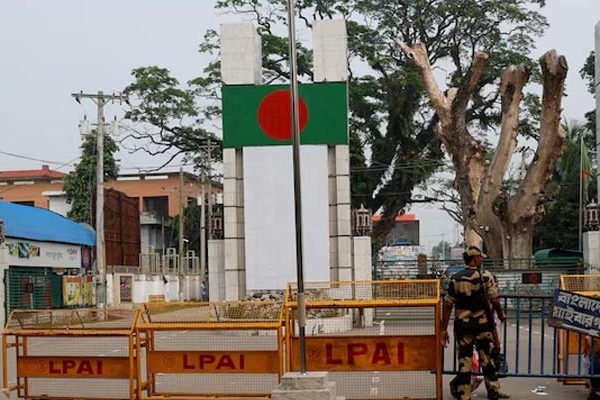 Bangladesh Protests Adviser’s Detention at Delhi Airport