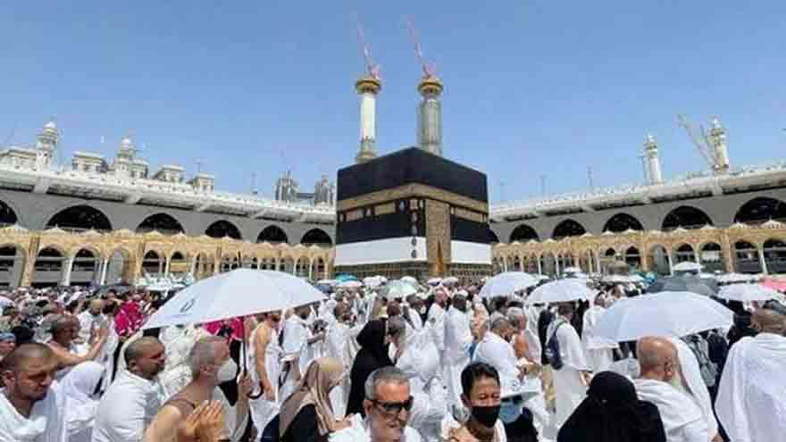 Pakistan Hits 150,000 Hajj Apps in 8 Days via Portal