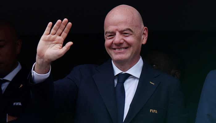 Infantino Defends World Cup Hydration Breaks