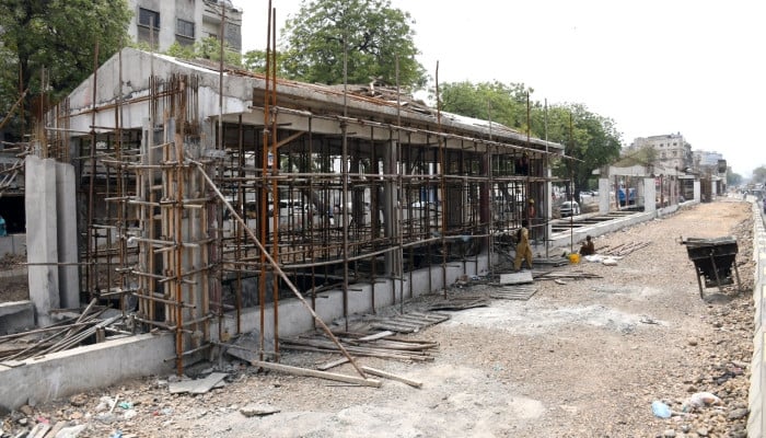 Over Rs8bn Irregularities Unearthed in Karachi BRT Yellow Line