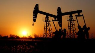 Oil Jumps as US-Iran Peace Talks Collapse