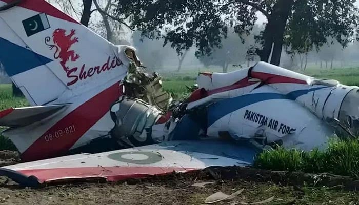 PAF, Navy Pilots Killed in Mardan Trainer Crash