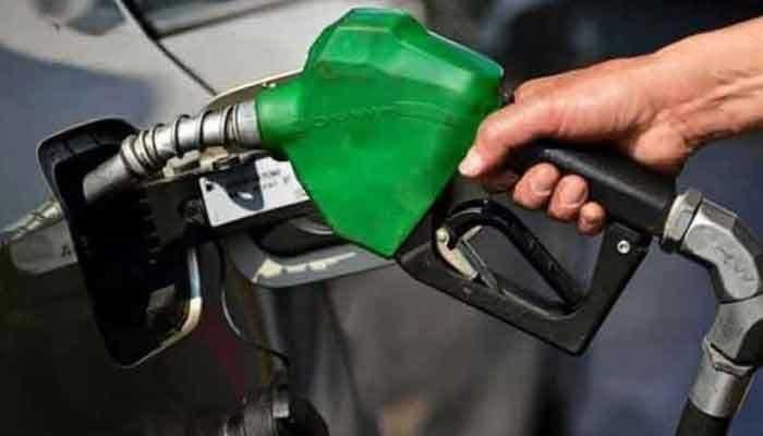 Pakistan Cuts Petrol by Rs4, Diesel by Rs2 Per Litre