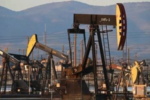 Markets Hold Gains as Oil Stabilizes After Peace Deal Rally