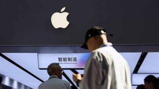 Apple Trains Own AI Model for China Market