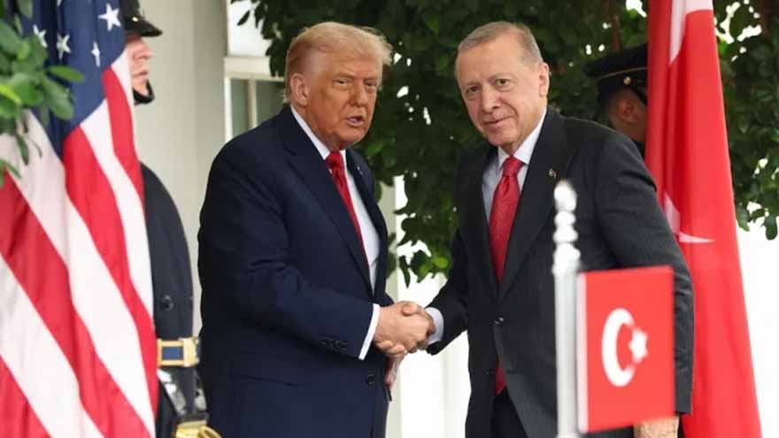 Erdogan Urges Trump to Pursue Iran Diplomacy