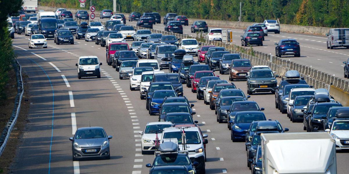 French Traffic Alert: Busy Roads Expected This Weekend