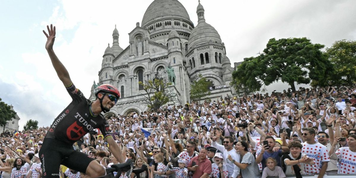 Julian Alaphilippe Announces Retirement at 34