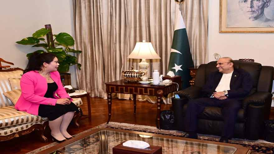 Pakistan President Urges Stronger China Trade Ties