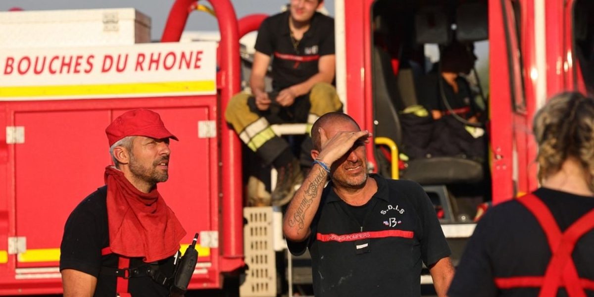 Var Wildfire Contained, But Officials Warn "Don't Celebrate Too Soon"