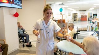 France Urged to Curb Atypical Work Hours for Health